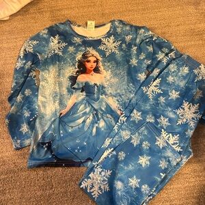 Source Unknown Snowflake Princess Pajama Set
